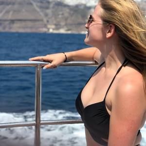 Meet your Posher, Beverly